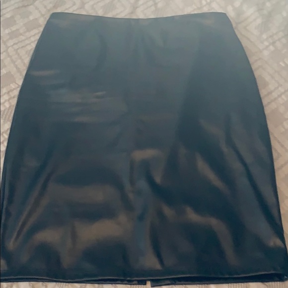😃Faux Leather Pencil Skirt - Picture 5 of 6